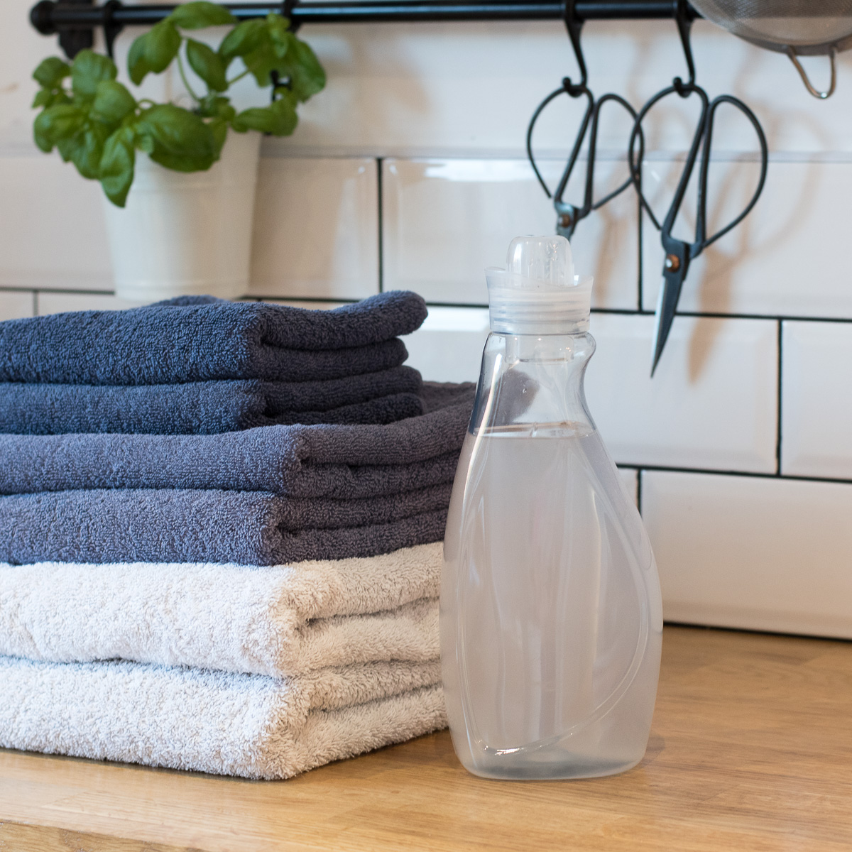 How To Use White Vinegar As Fabric Conditioner Chasing Simplicity